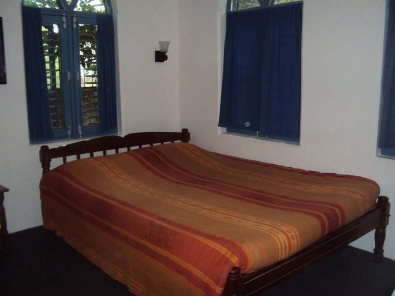 Sacred Valley Inn Pokhara Esterno foto